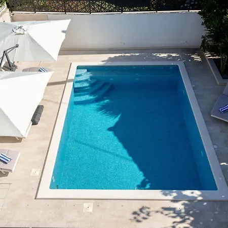 住宿加早餐酒店 Fortis 4*