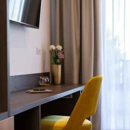 住宿加早餐酒店 Fortis 4*