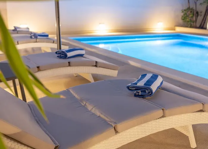 Fortis Bed and Breakfast 4*