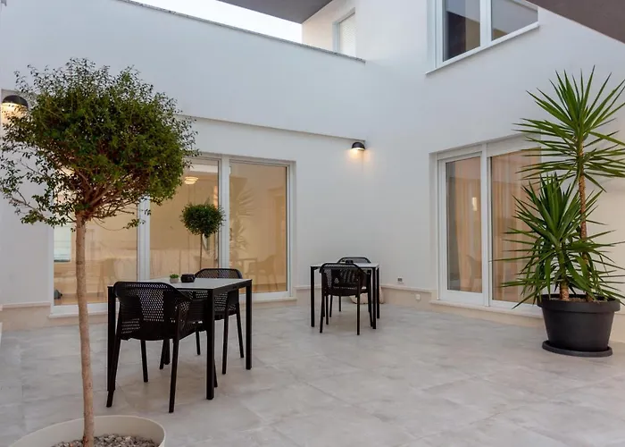 Oda ve Kahvaltı Fortis 4*