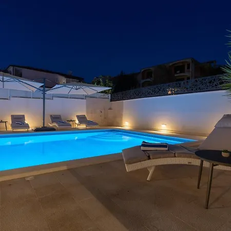 Alojamento de Acomodação e Pequeno-almoço Fortis