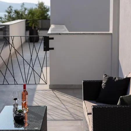 Alojamento de Acomodação e Pequeno-almoço Fortis Trogir