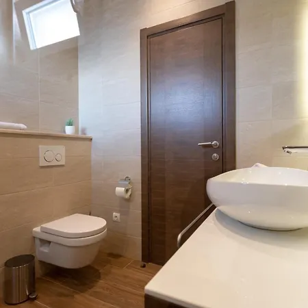 Fortis Alojamento de Acomodação e Pequeno-almoço Trogir