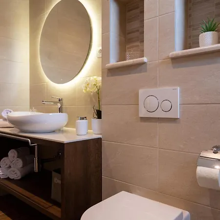 Bed & Breakfast Fortis 4*